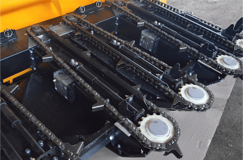 Жатка кукурузная с горизонтальным измельчителем ЖК-82